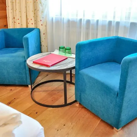 Отель Seelos 4*